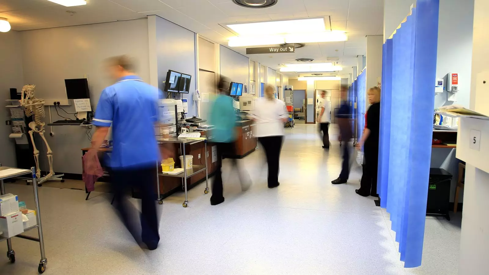 The Impact of Consultants’ Strikes on Routine Hospital Care