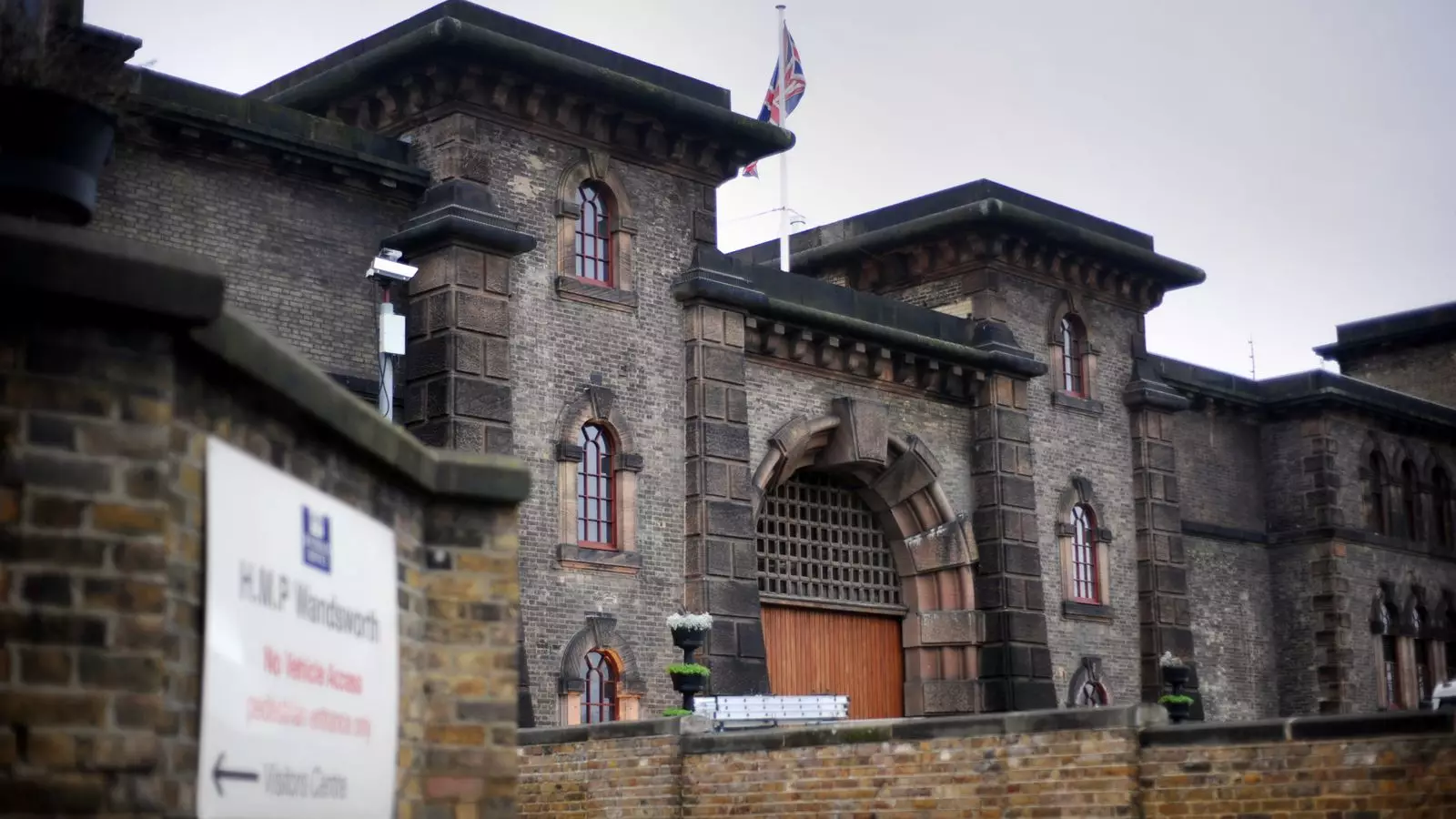 Analysis of Recent Stabbing Incident and Escaped Terror Suspect at HMP Wandsworth