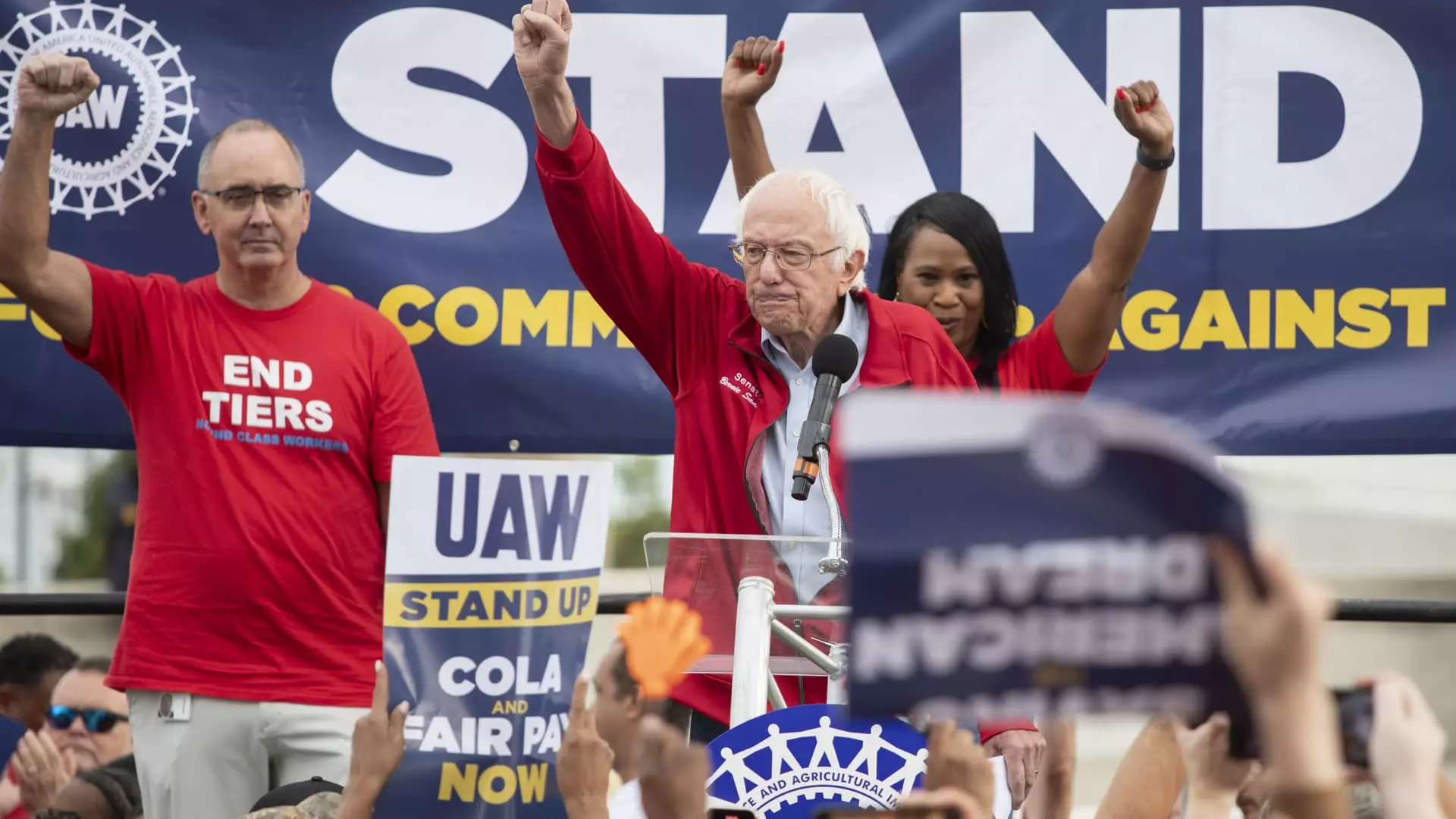 The Fight for Workers’ Rights: Bernie Sanders Stands with Striking Autoworkers