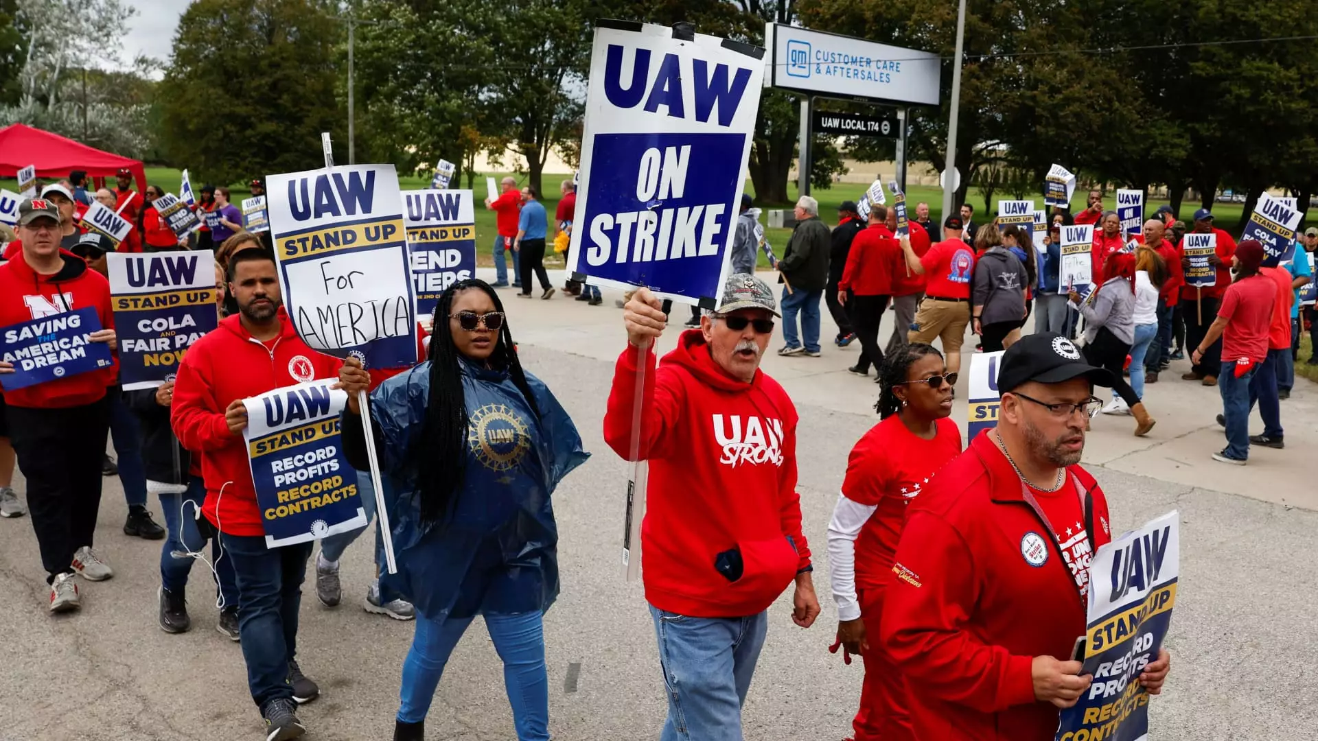 Rising Tensions and Lack of Urgency: The Detroit Automakers vs. United Auto Workers