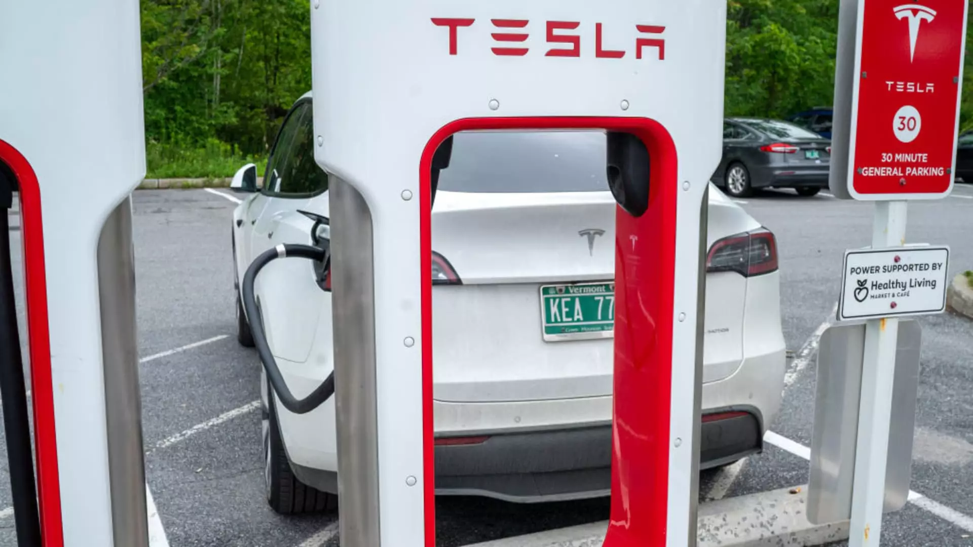 Tesla Expands Charging Network to Ford Electric Vehicles