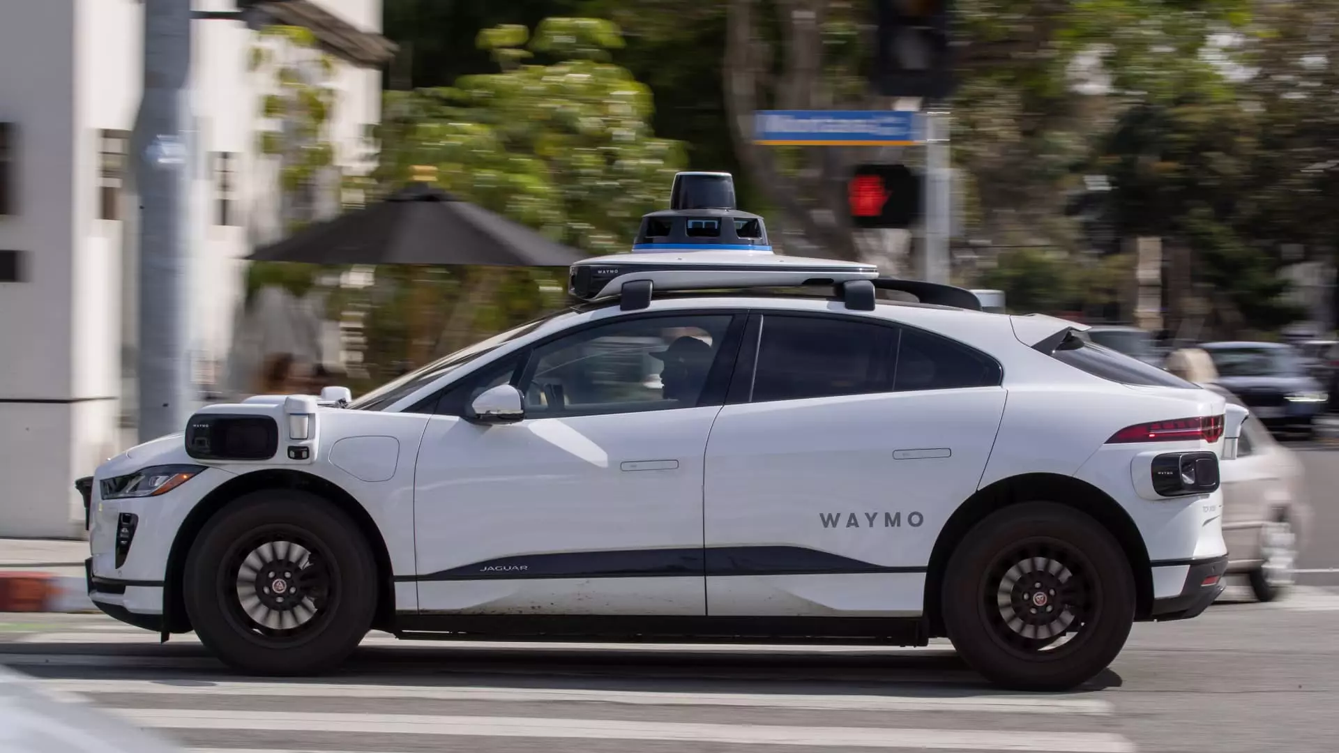 The New Era of Autonomous Vehicles: Waymo’s Expansion in California