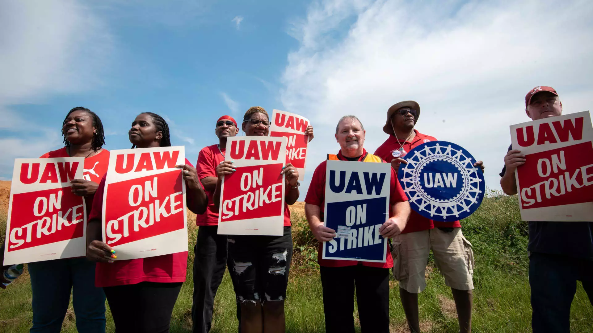 Mercedes-Benz Workers in Alabama Vote Against Union Representation