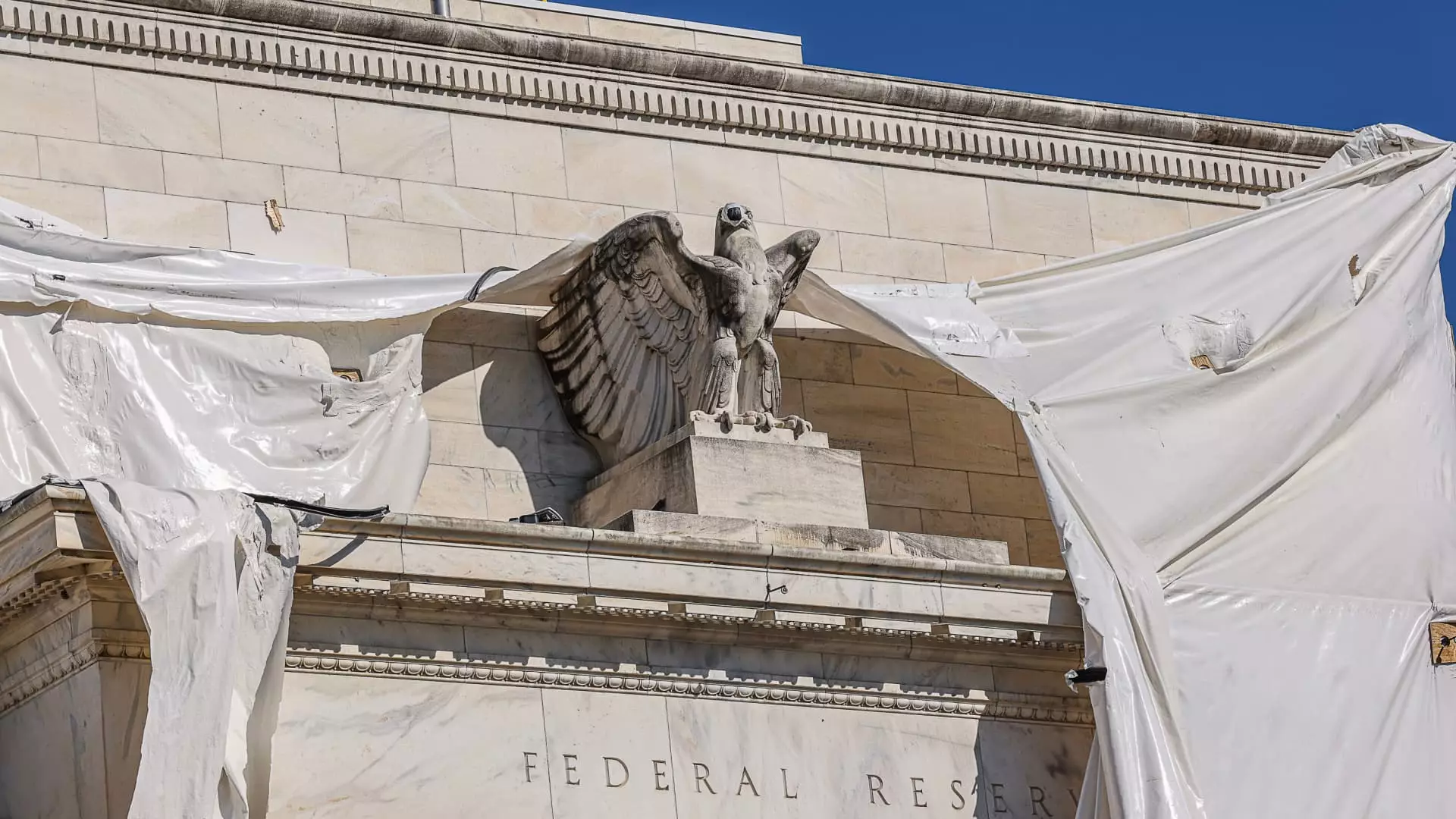 The Mystery of Inflation: Fed Officials at a Loss