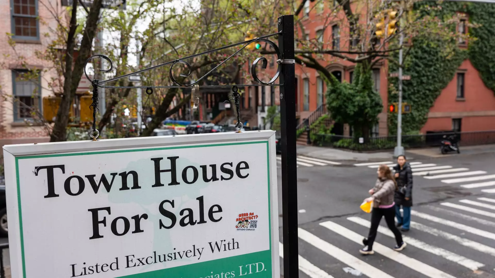 The Manhattan Real Estate Market: A Buyer’s Market Emerges