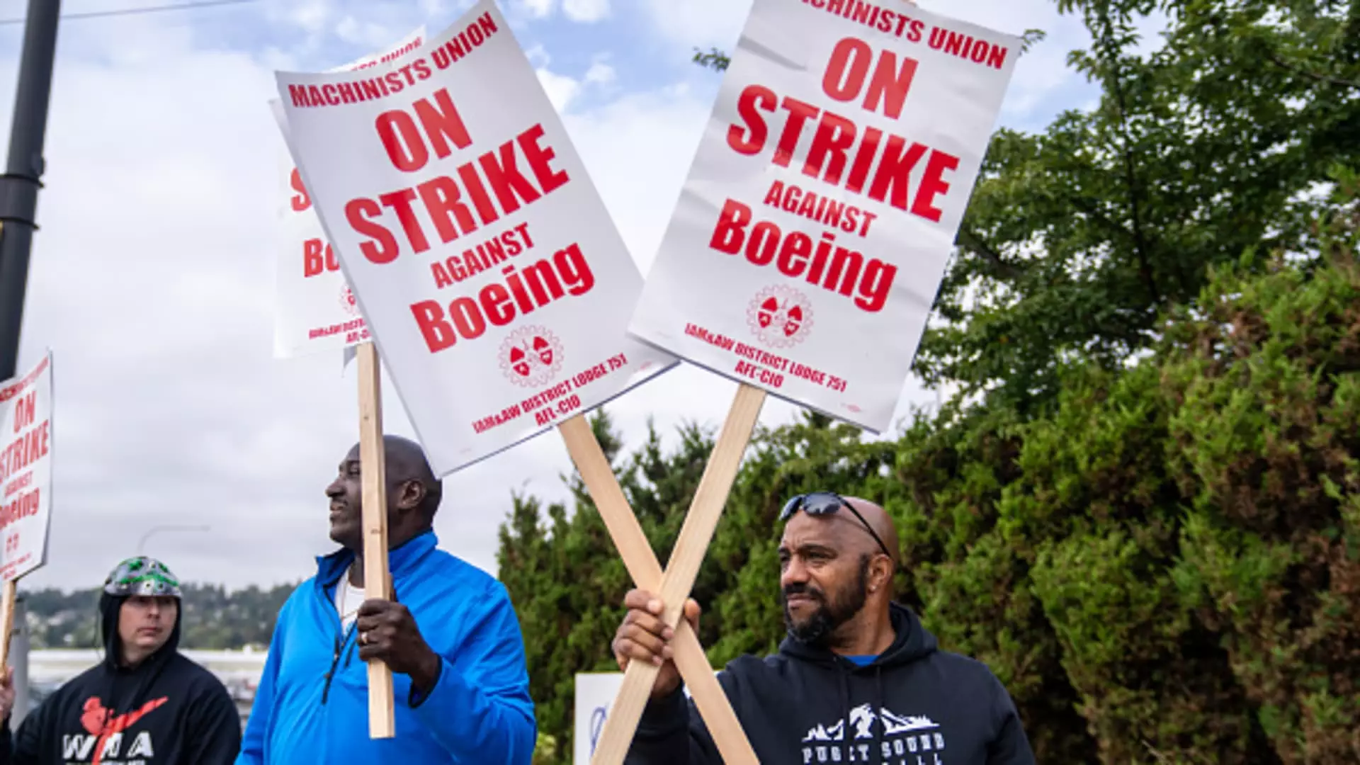 Struggles in the Skies: Boeing Faces Unprecedented Challenges Amid Labor Strike and Financial Turmoil