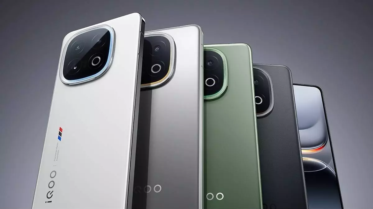 The iQOO 13: A New Contender in the Smartphone Arena with Impressive Features and Update Commitment