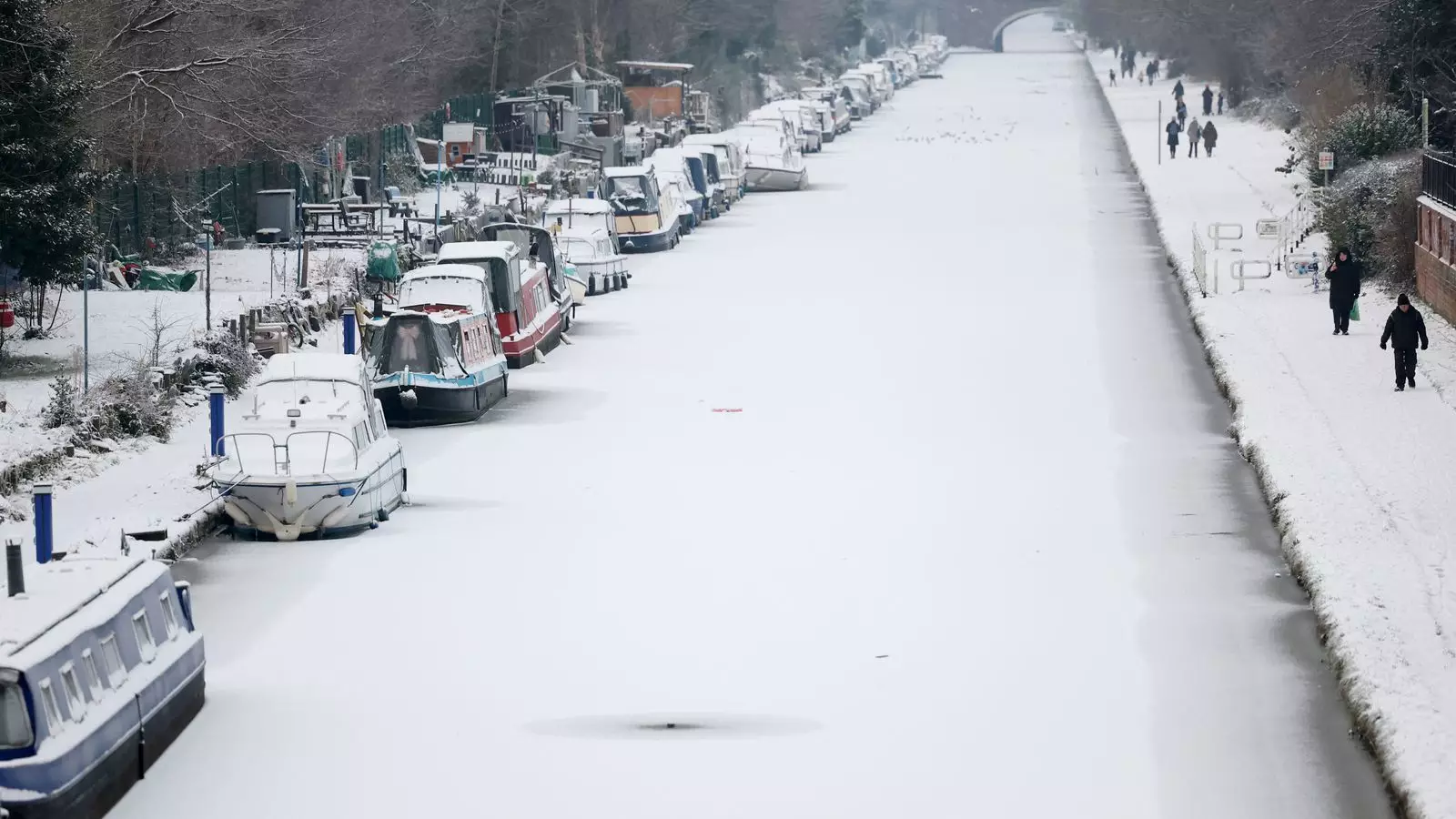 Winter Weather Warnings and Their Impact on Daily Life in the UK