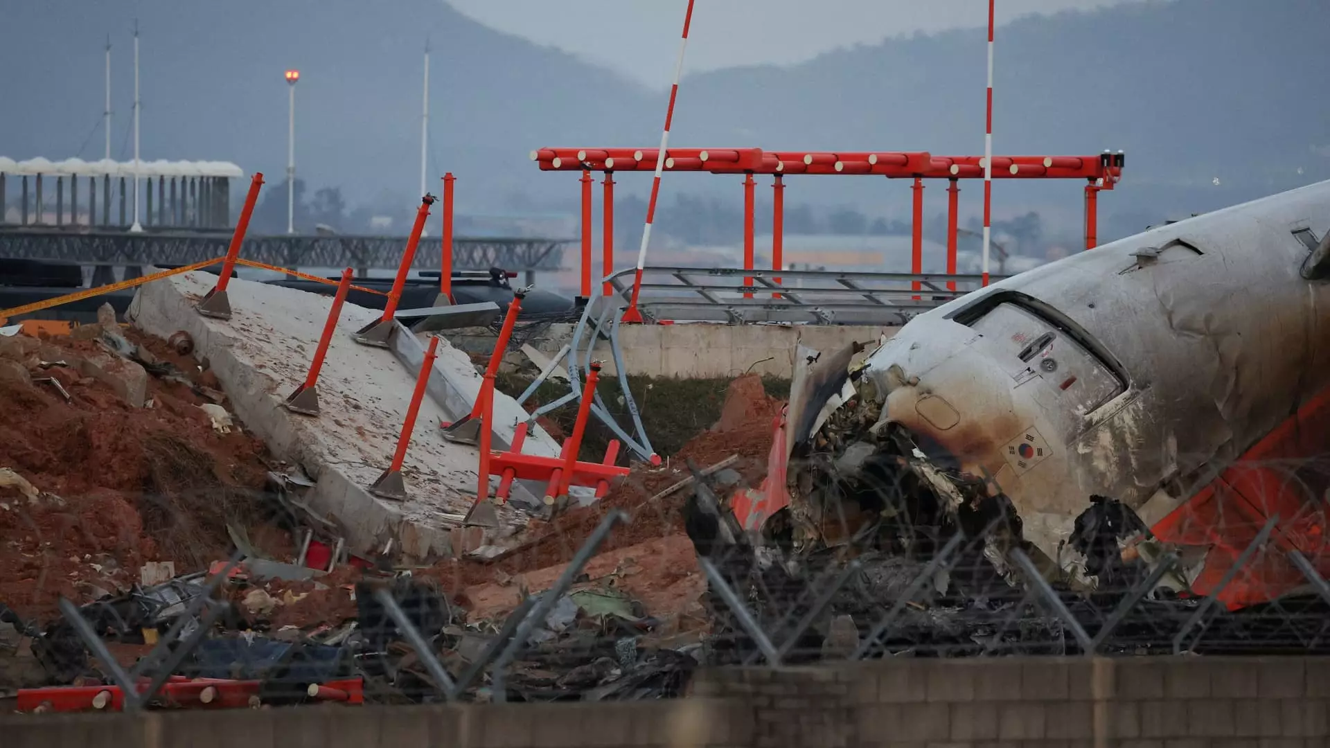 Investigating the Tragedy: Critical Insights into the Jeju Air Crash