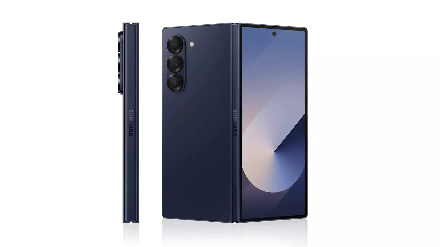Samsung’s Bold Retreat: Why the Galaxy Z Fold 7 Ditches the “Saturn Ring” Camera Design