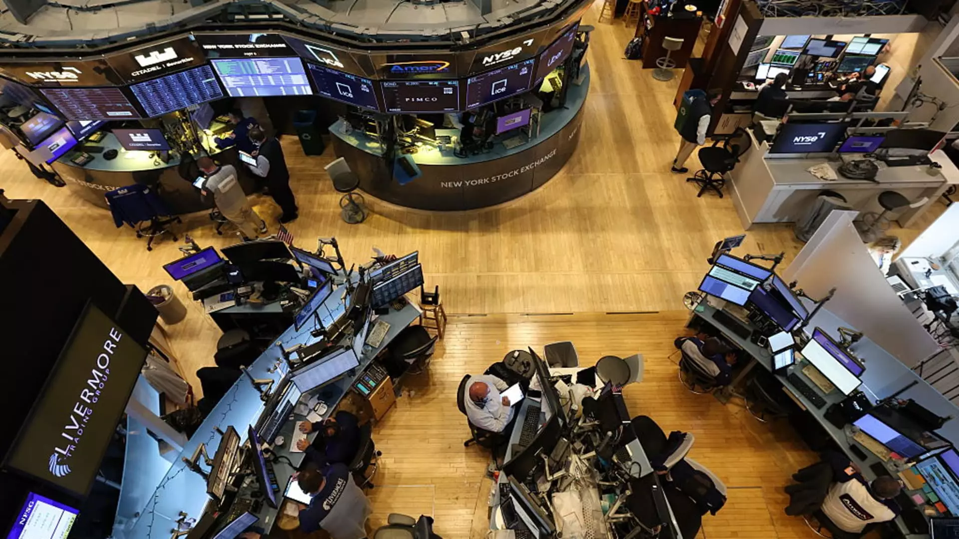 Market Anxiety Deepens as Tariffs Threaten Economic Stability