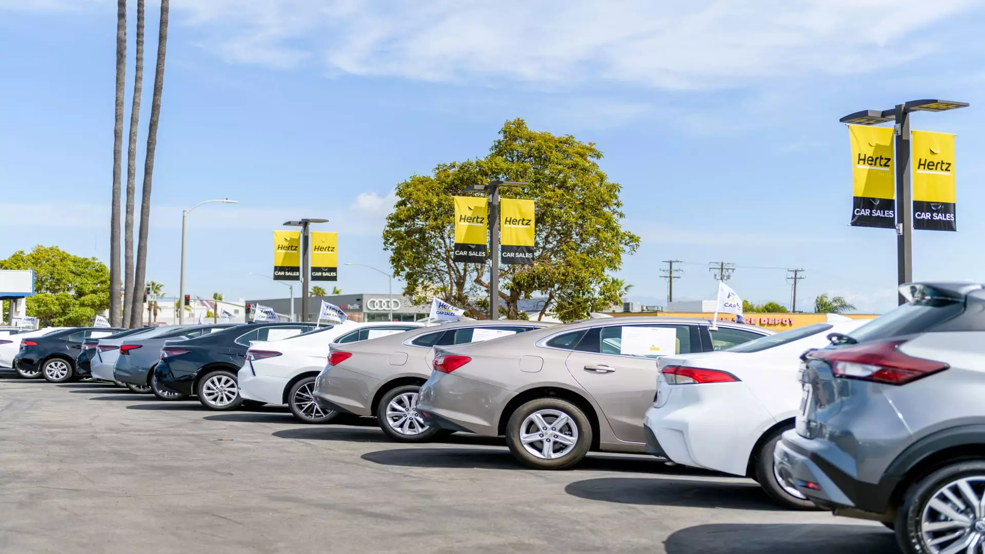 The Bold Gamble: Hertz’s Shift Toward Digital Retailing Could Reshape Car Buying Forever